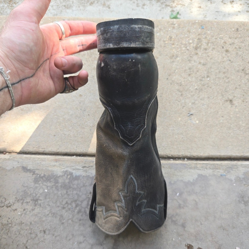 SINGLE Lucchese 2000 RIGHT BOOT ONLY 9 B Men Black Distressed Cowboy Replacement - Picture 2 of 14